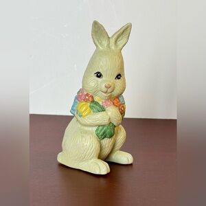 Vintage 1992 Floral Ceramic Bunny Figurine🎀